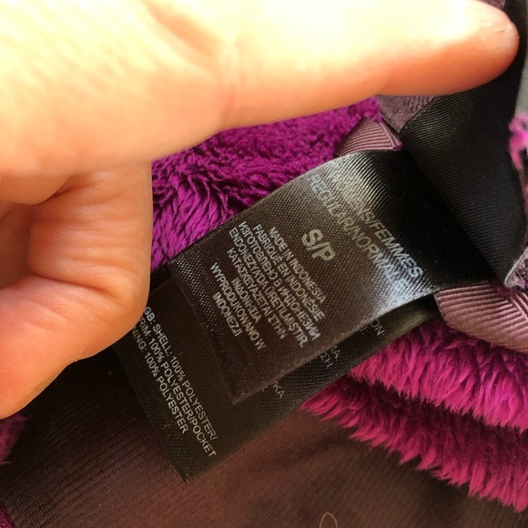 Womans north face fleece full zip sweater Sz small purple nice - Picture 5 of 6